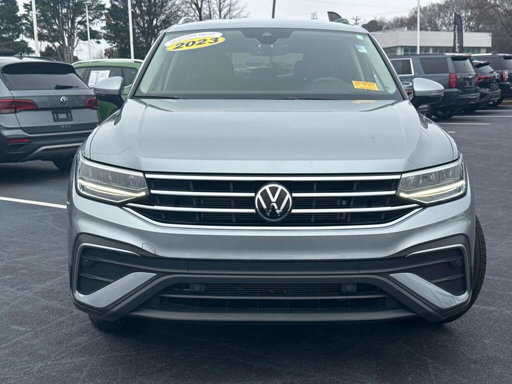 Used 2023 Volkswagen Tiguan 2.0T SE SUV