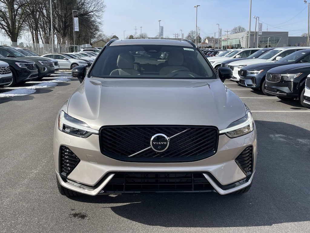 New 2026 Volvo XC60 B5 Plus SUV