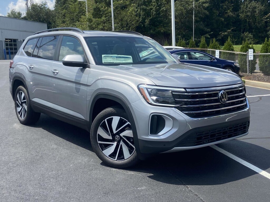 New 2026 Volkswagen Atlas 2.0T SE w/Technology 2.0T SE w/Technology FWD