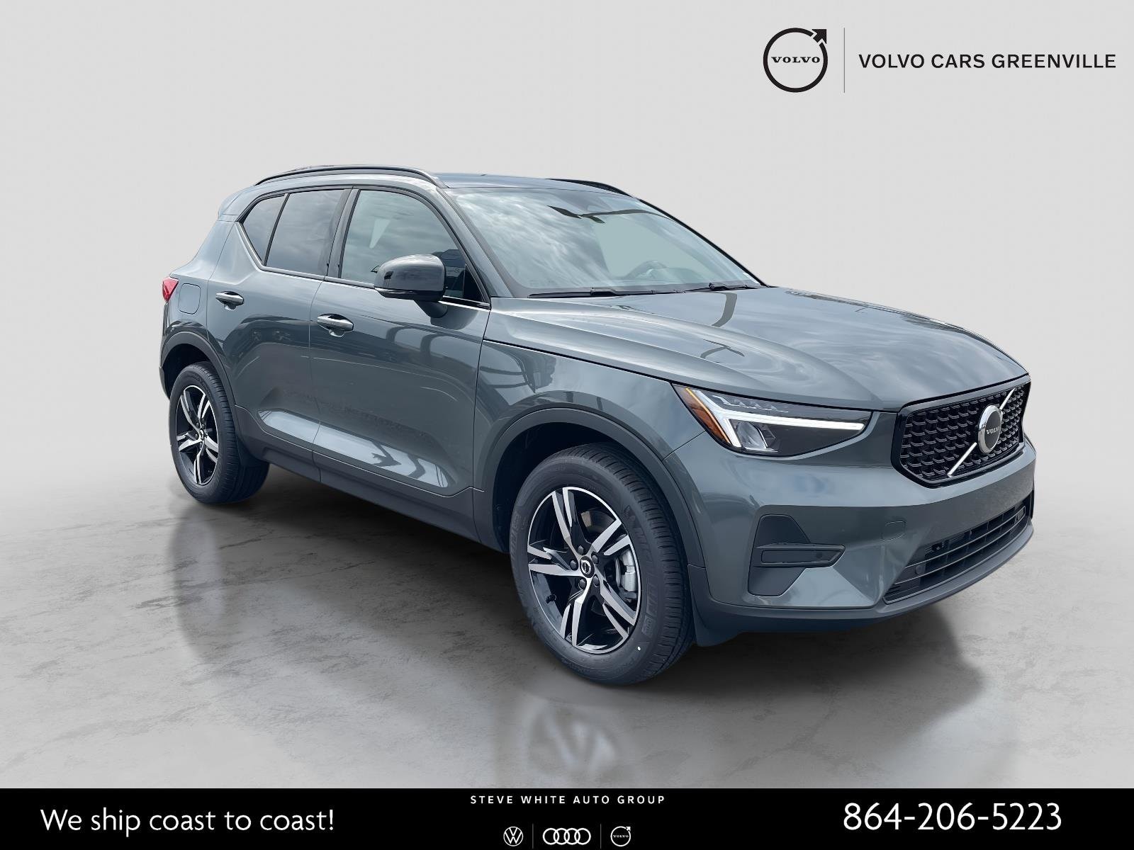 2026 Volvo XC40 B5 Core Dark AWD's photo