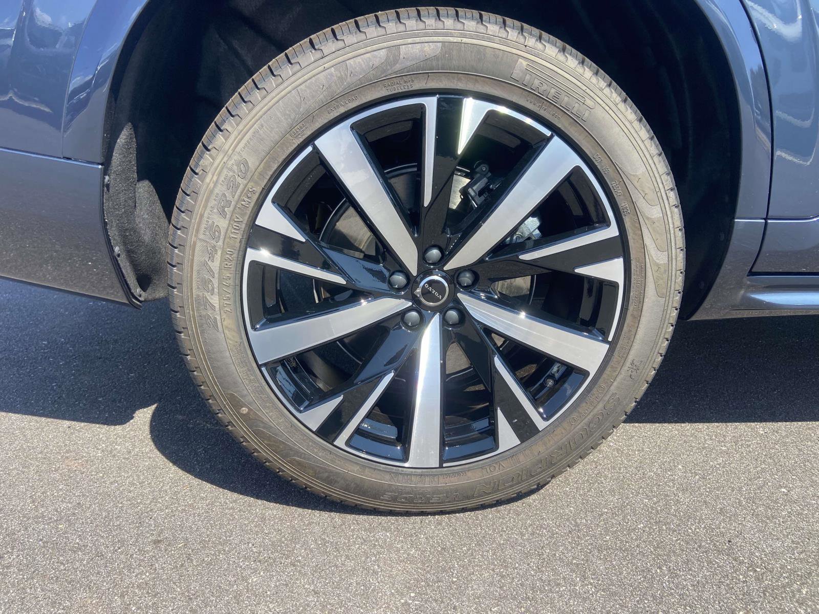 2026 Volvo XC90 Core - Photo 11