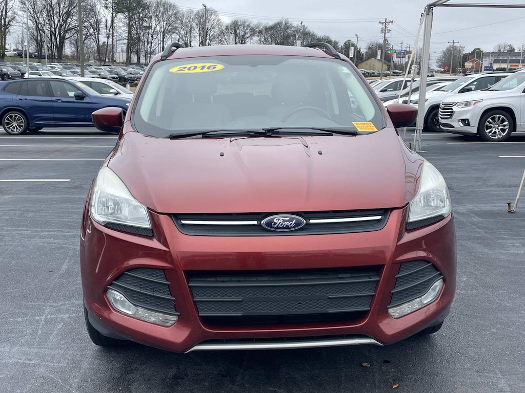 Used 2016 Ford Escape SE SUV