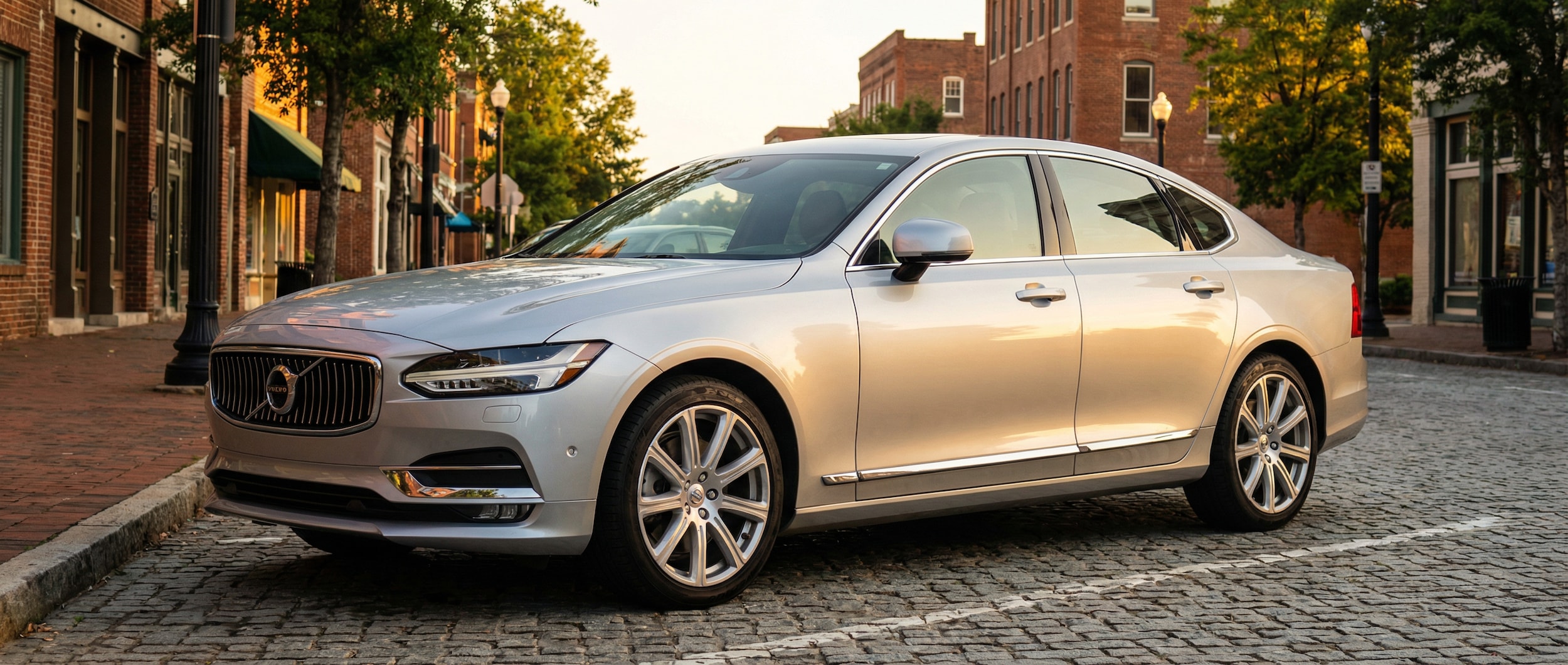 Volvo S90 T8 plug-in hybrid luxury sedan in Greenville SC