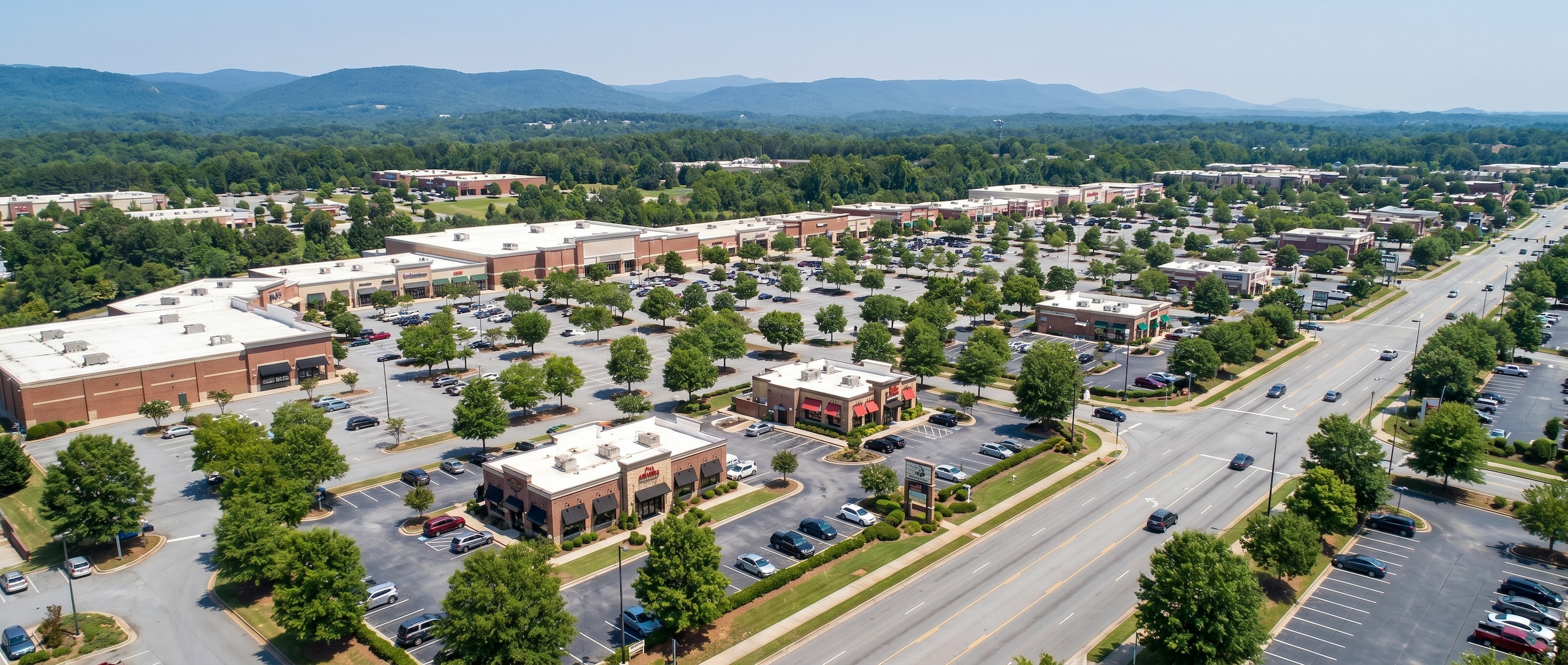 Pleasantburg Drive shopping centers and retail stores in Greenville, SC