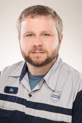 Staff member Jon Butler from ID_8d6b1f3c24ce