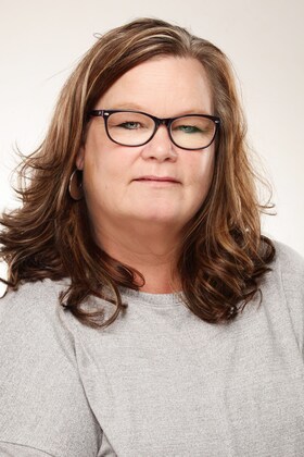 Staff member Dawn Hayes from ID_8d6b1f3c24ce