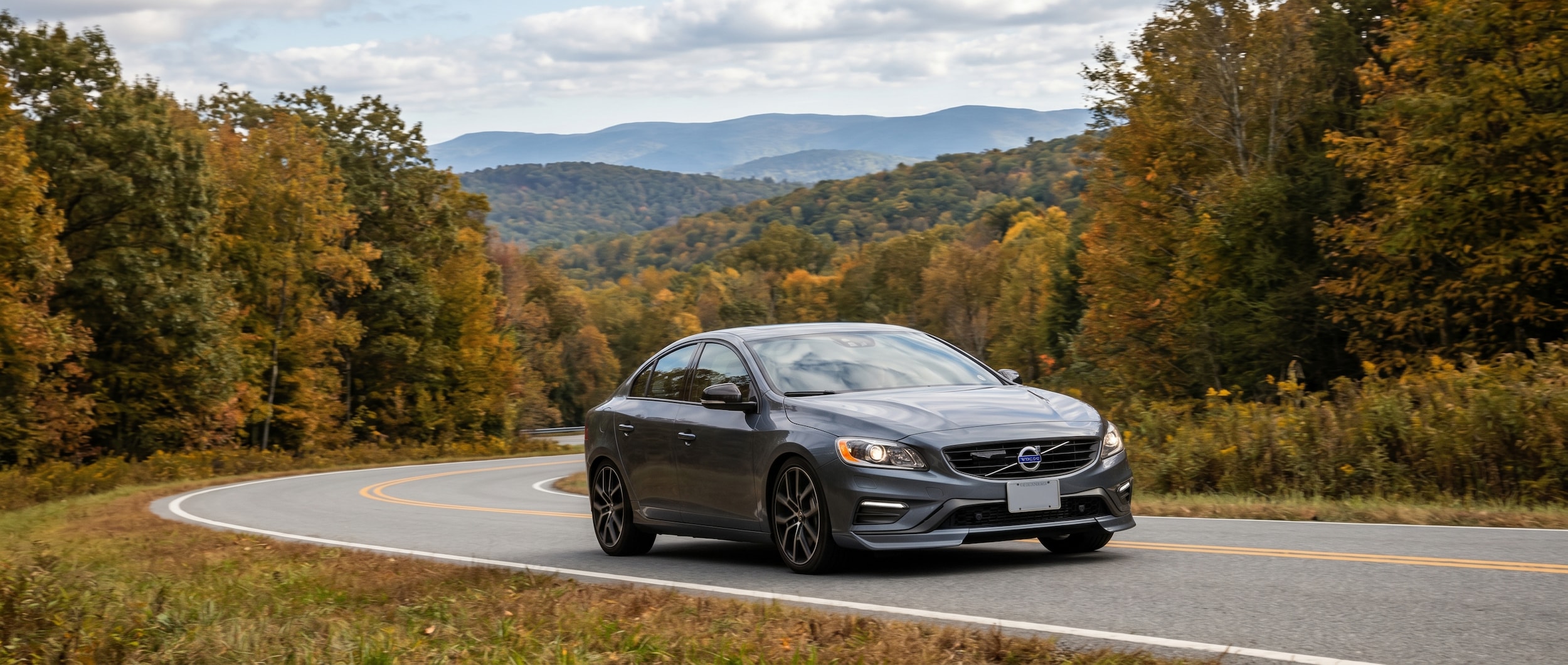 Volvo S60 R-Design sport sedan performance features Greenville SC