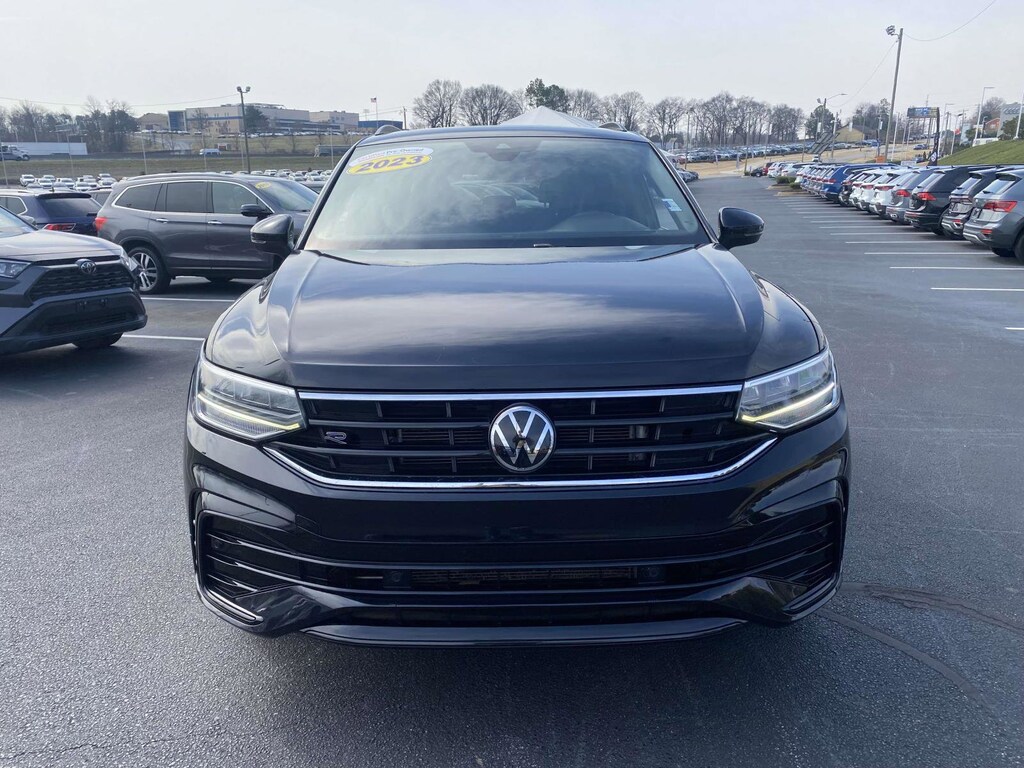 Used 2023 Volkswagen Tiguan 2.0T SE R-Line Black SUV