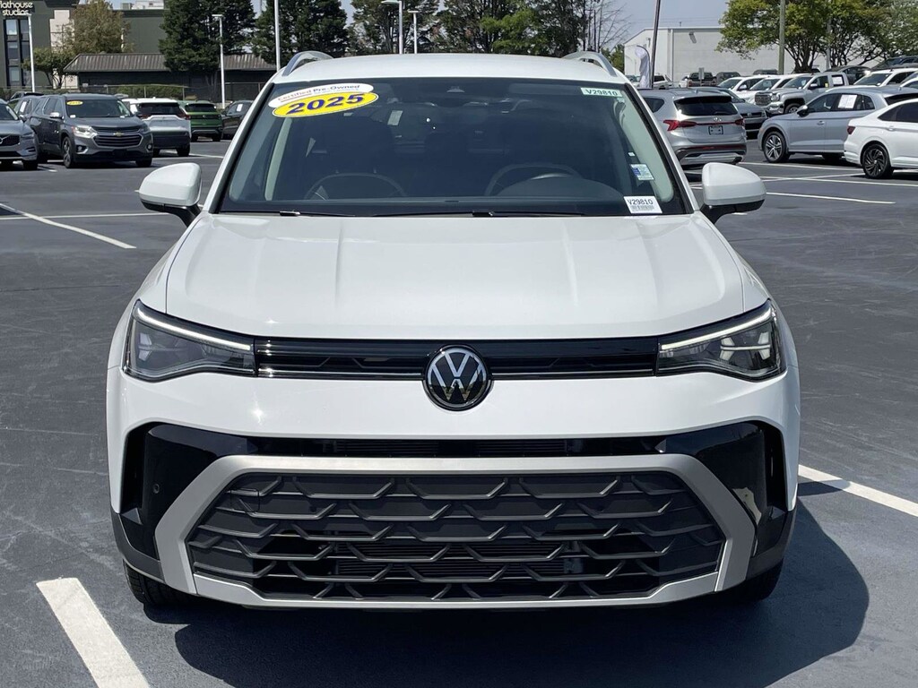 Used 2025 Volkswagen Taos 1.5T SE SUV