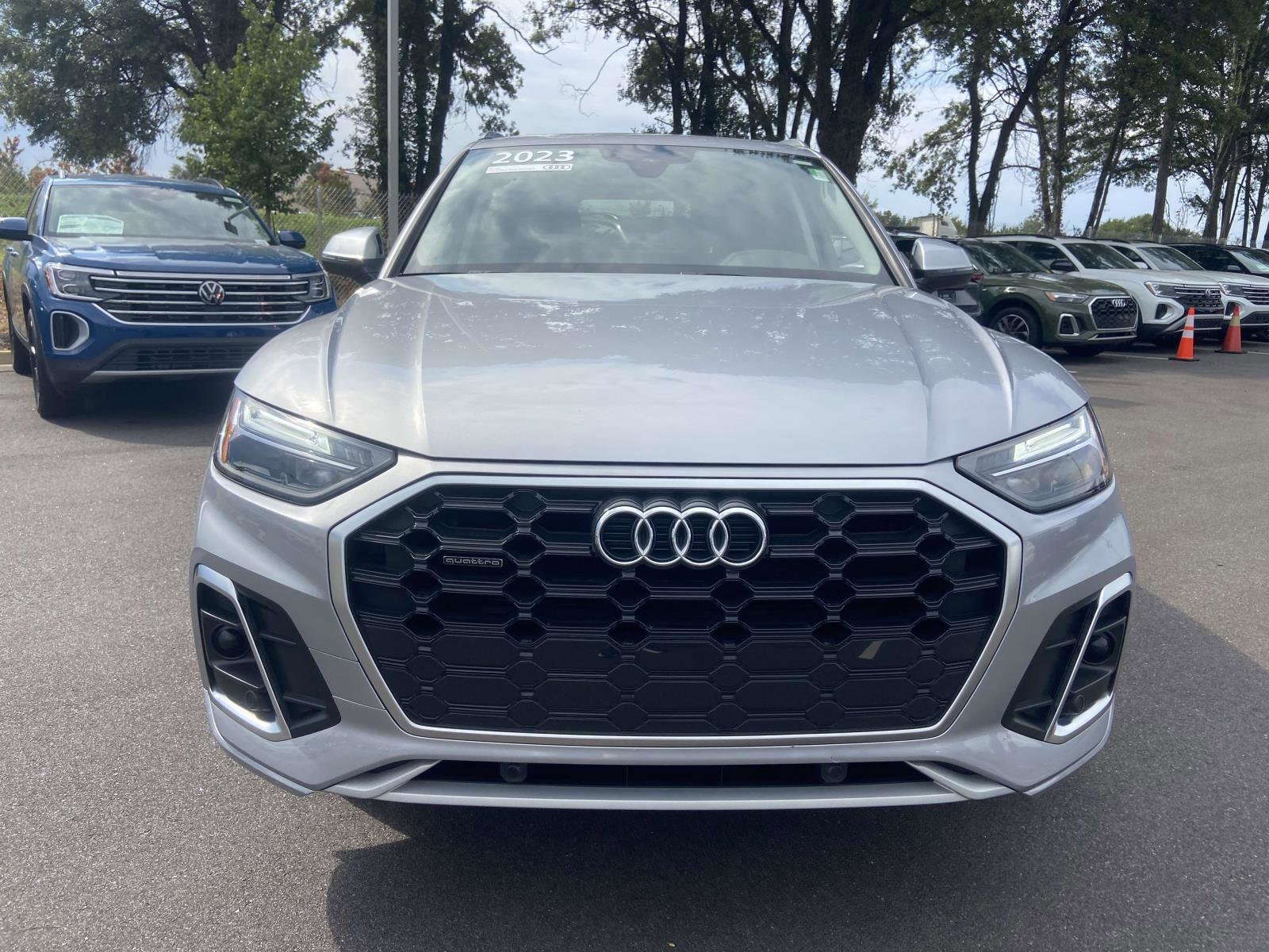 2023 Audi Q5 S line Premium 45 TFSI photo 2