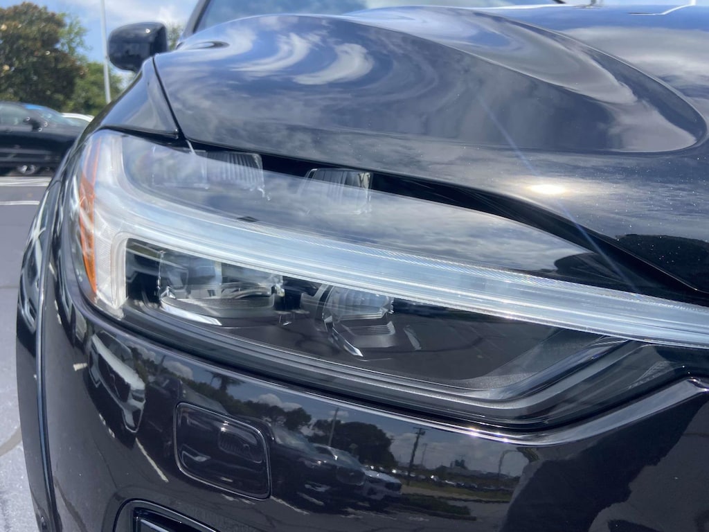 Certified 2025 Volvo XC60 plug-in hybrid T8 Polestar Engineered SUV