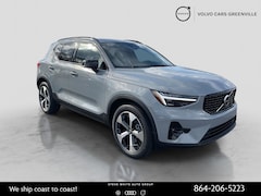 2026 Volvo XC40 B5 Plus AWD SUV