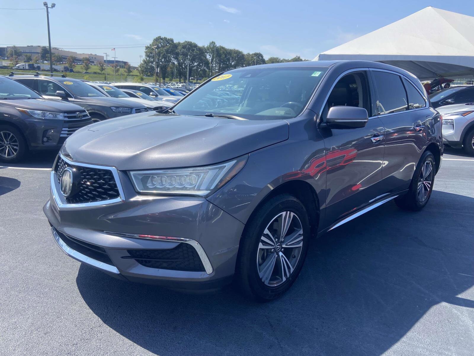 2017 Acura MDX Sport photo 3