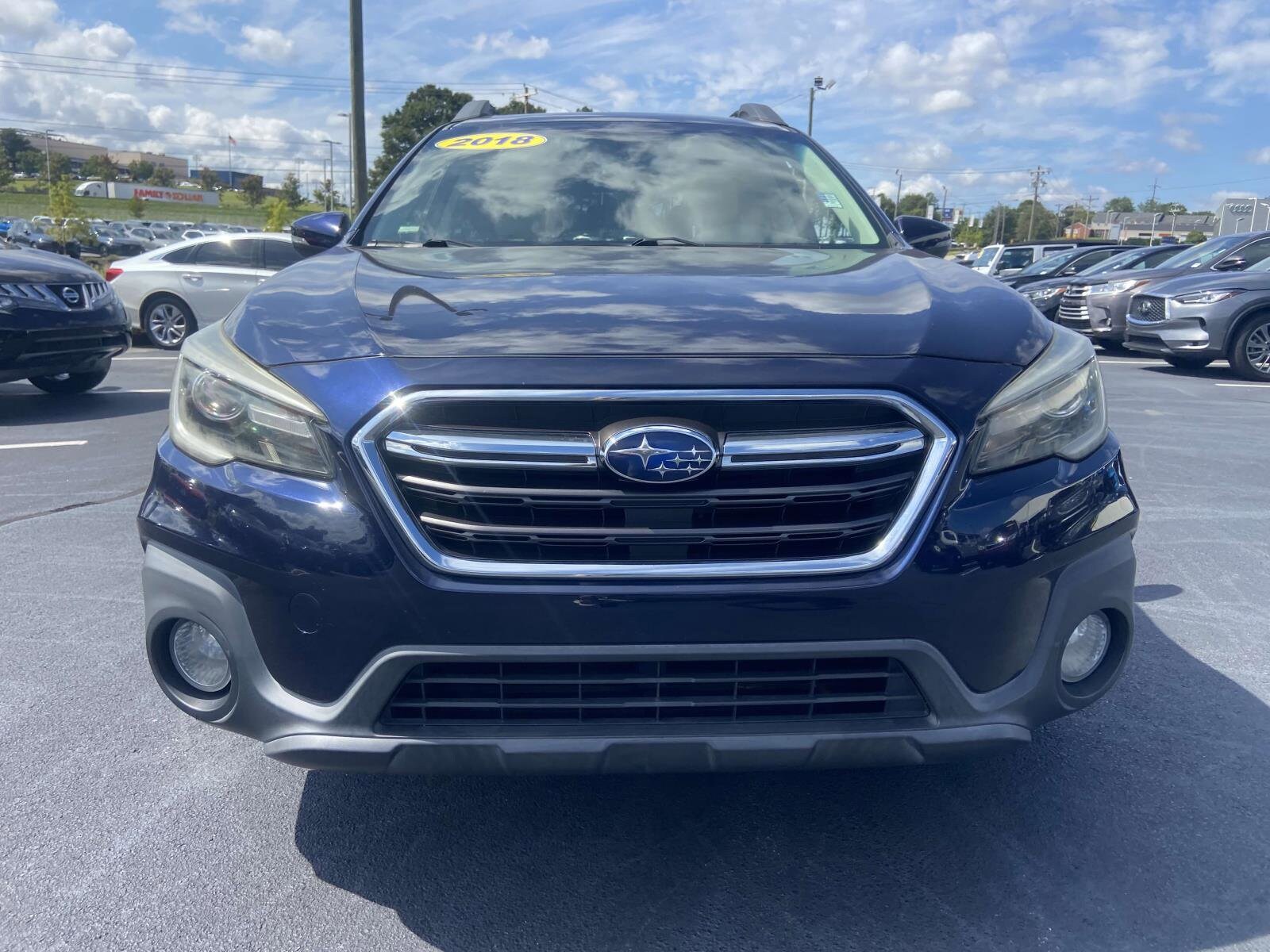 2018 Subaru Outback 2.5i Limited photo 2