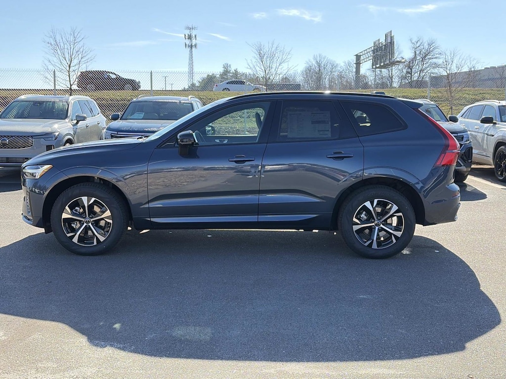 New 2026 Volvo XC60 B5 Core SUV