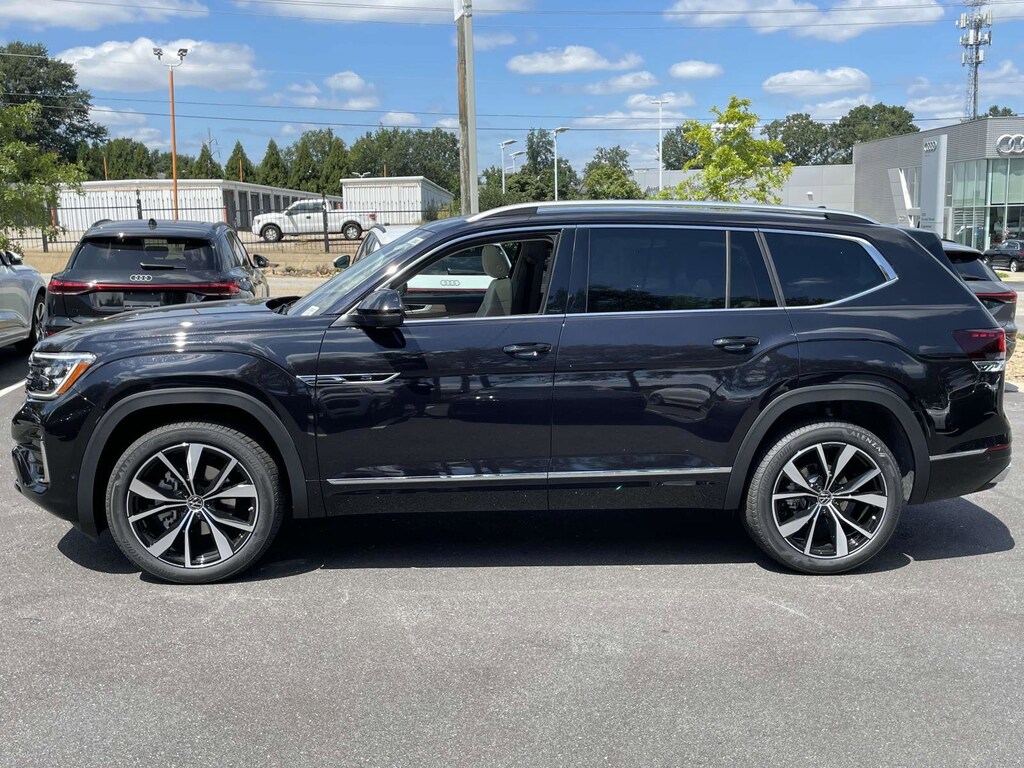 New 2026 Volkswagen Atlas 2.0T SEL Premium R-Line 2.0T SEL Premium R-Line 4MOTION