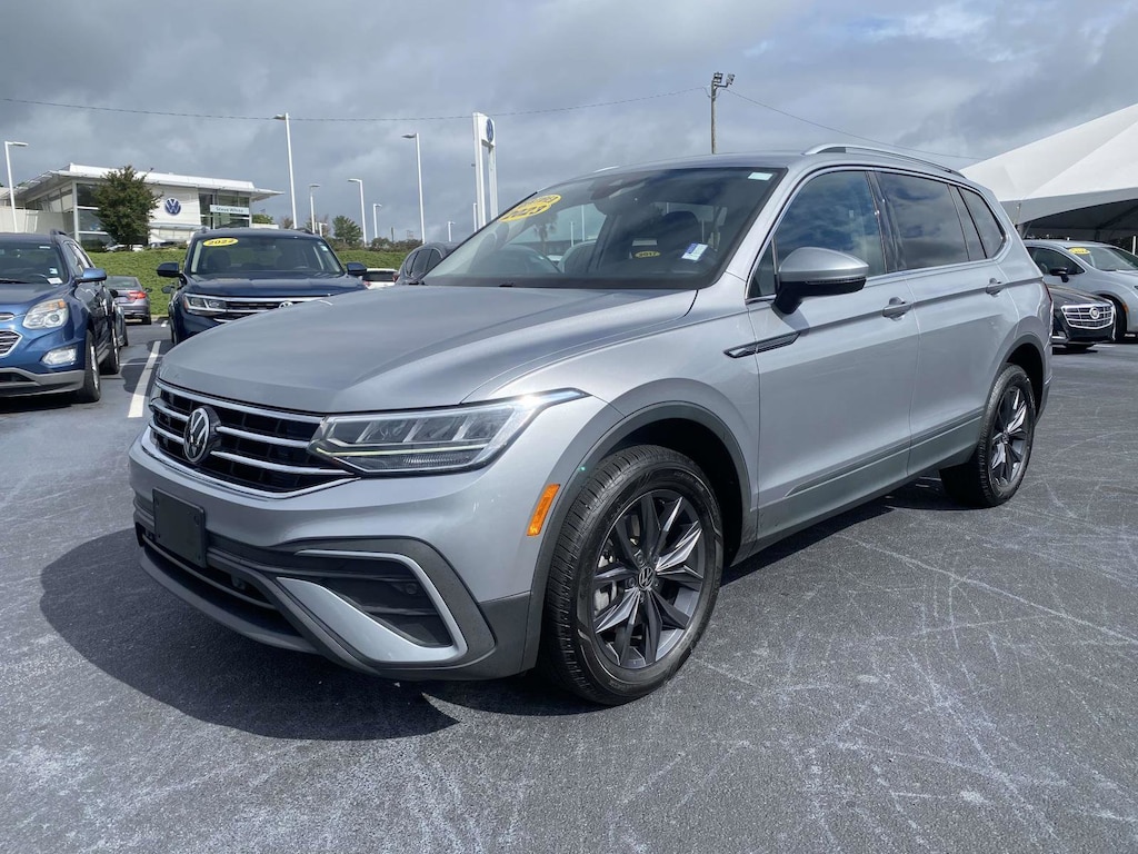 Used 2023 Volkswagen Tiguan 2.0T SE SUV