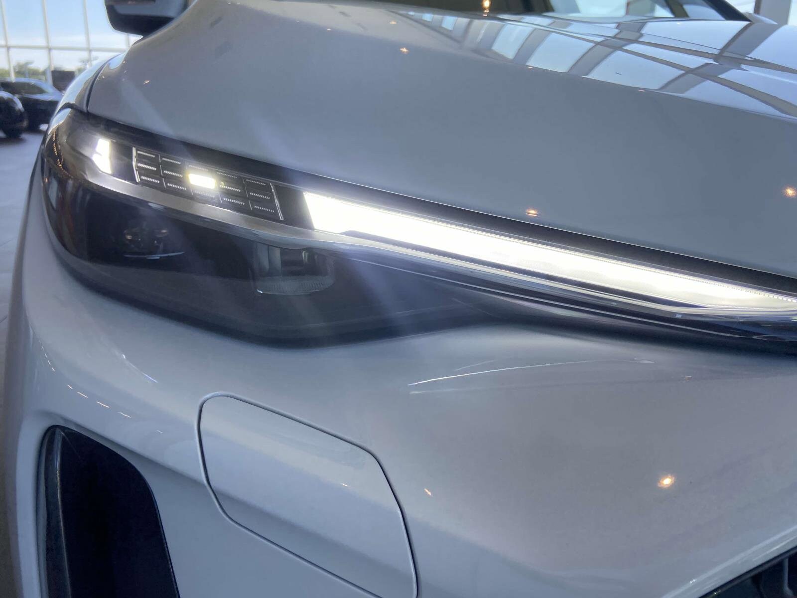 2025 Audi Q5 Prestige TFSI Premium photo 4