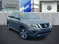 2017 Nissan Pathfinder SL SUV