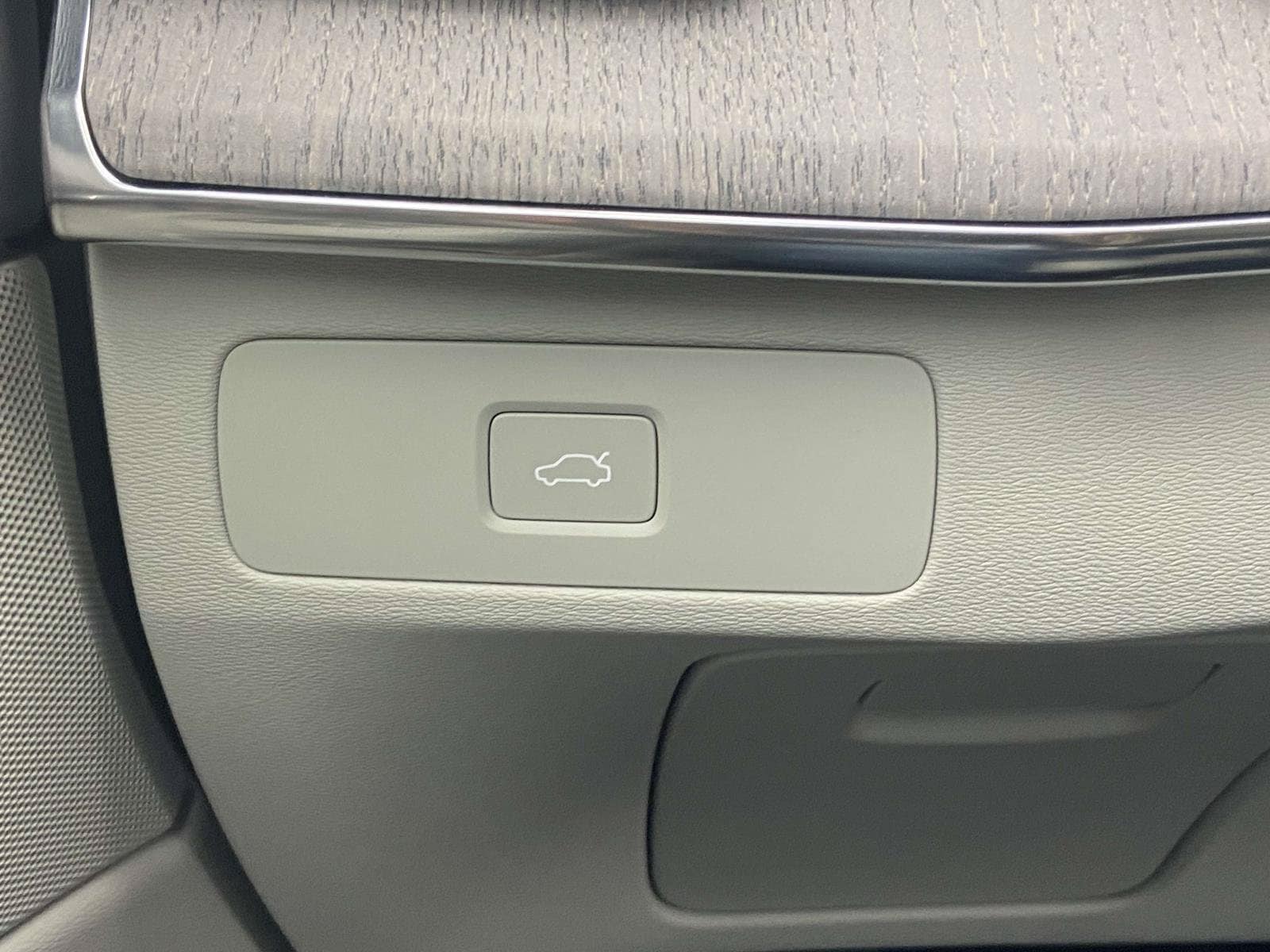 2026 Volvo XC90 Ultra - Photo 23