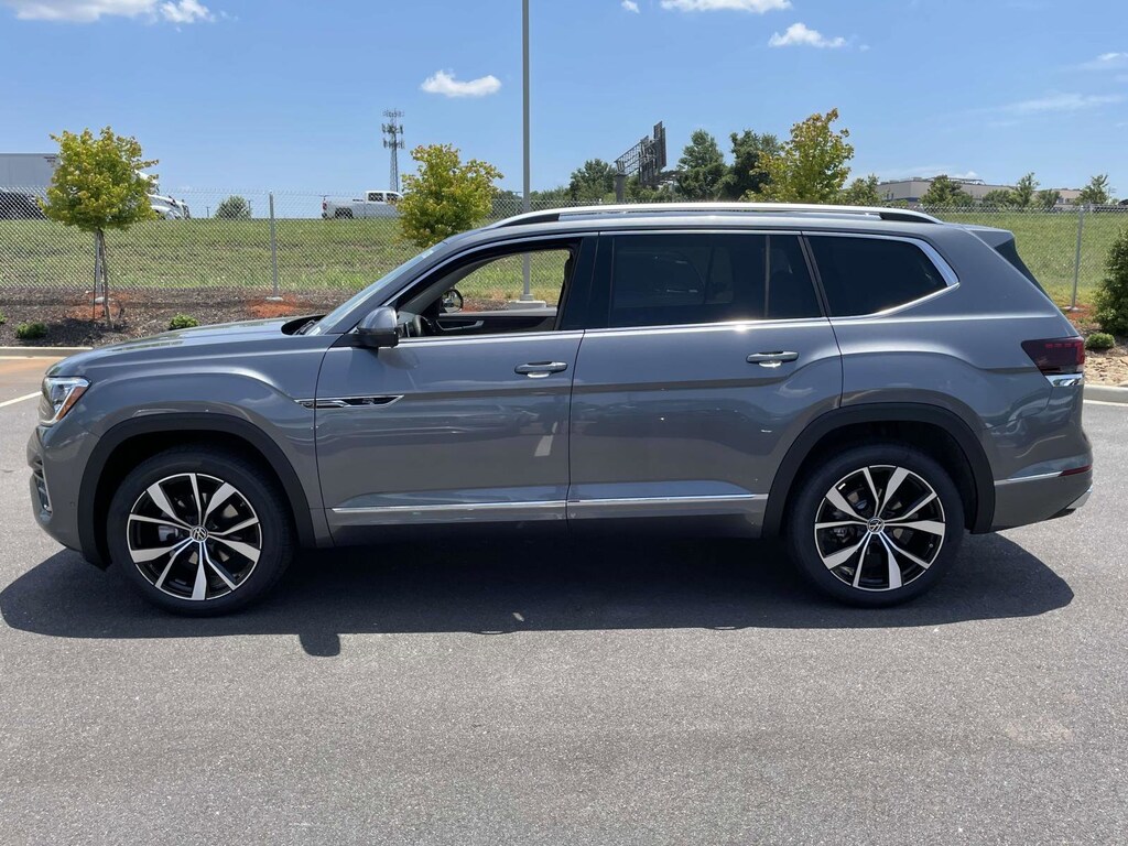 New 2025 Volkswagen Atlas 2.0T SEL Premium R-Line 2.0T SEL Premium R-Line 4MOTION