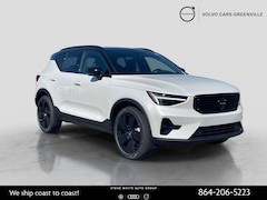 2026 Volvo XC40 B5 Ultra Black Edition AWD SUV