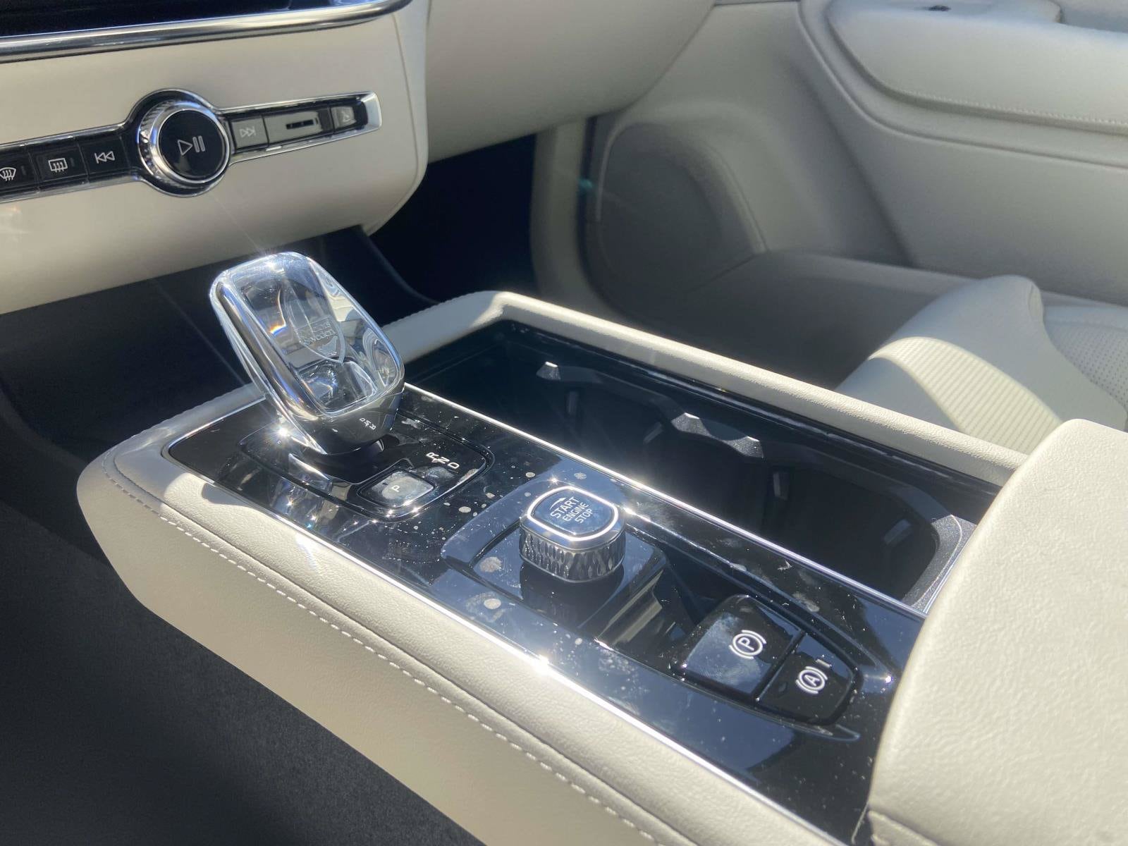 2026 Volvo XC90 Ultra - Photo 28