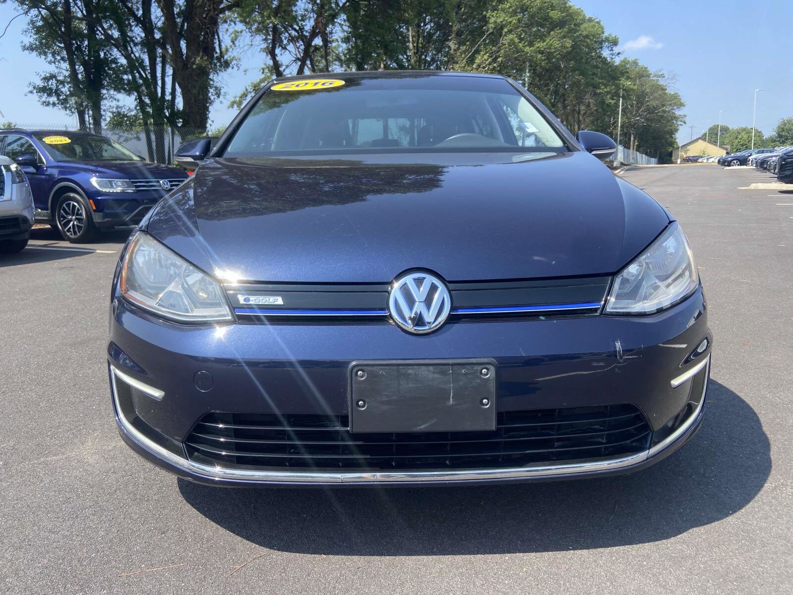 Used 2016 Volkswagen e-Golf e-Golf SE with VIN WVWKP7AU0GW906364 for sale in Greenville, SC