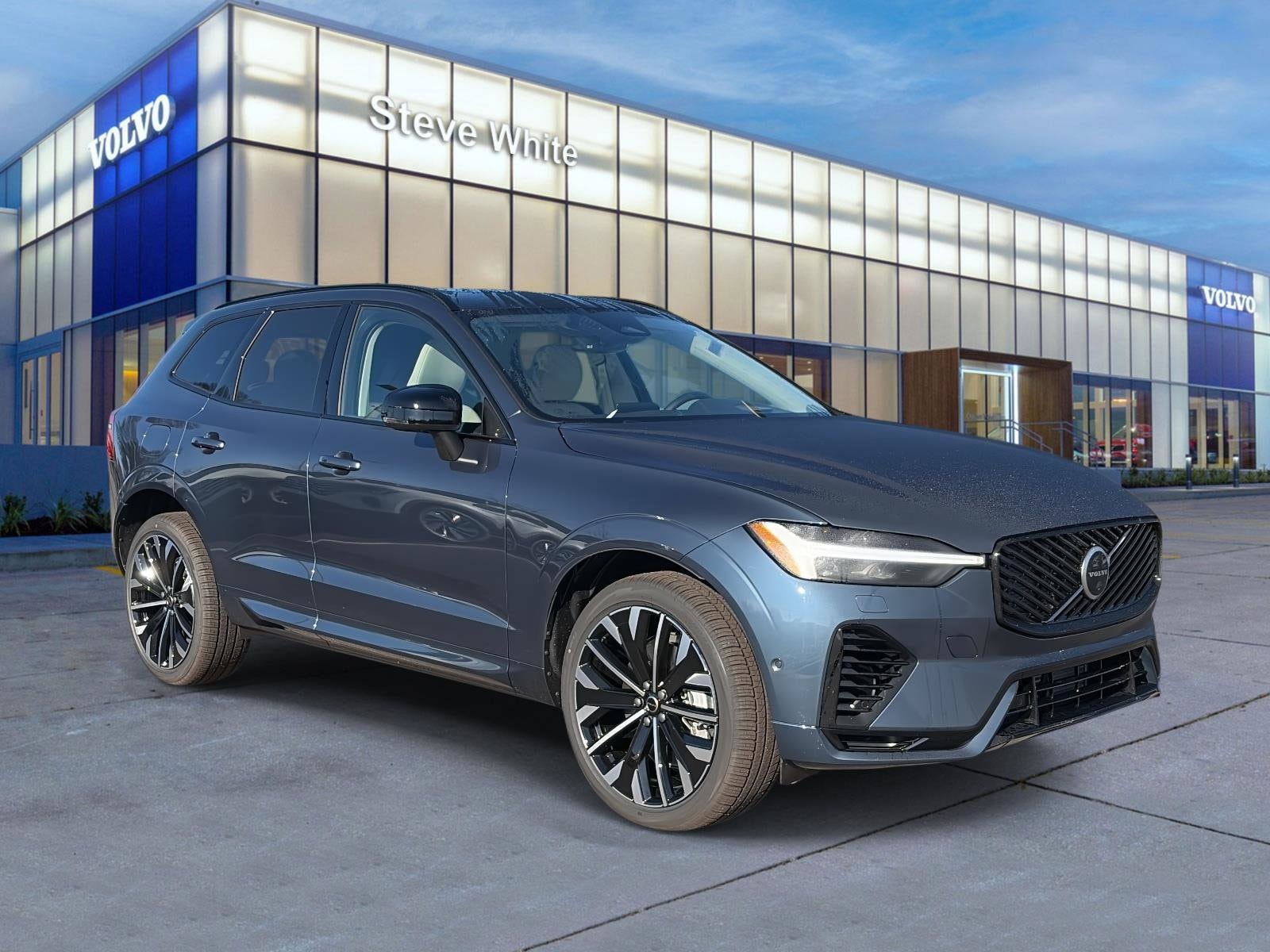 2026 Volvo XC60 Ultra's photo