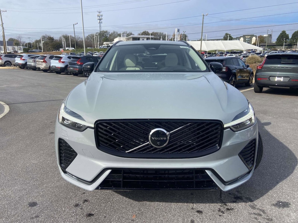 New 2026 Volvo XC60 B5 Ultra SUV