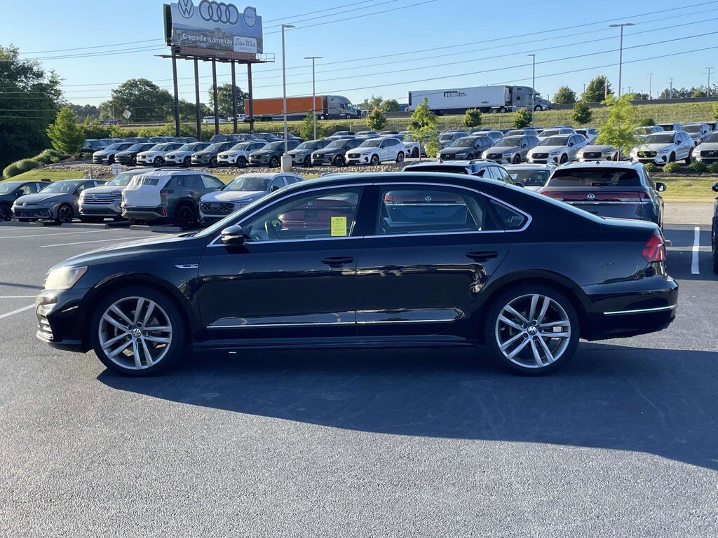 Used 2017 Volkswagen Passat 1.8T R-Line Sedan