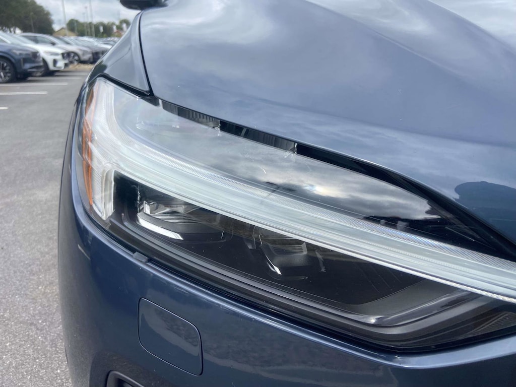 Certified 2023 Volvo XC60 Recharge Plug-In Hybrid Ultimate Bright SUV
