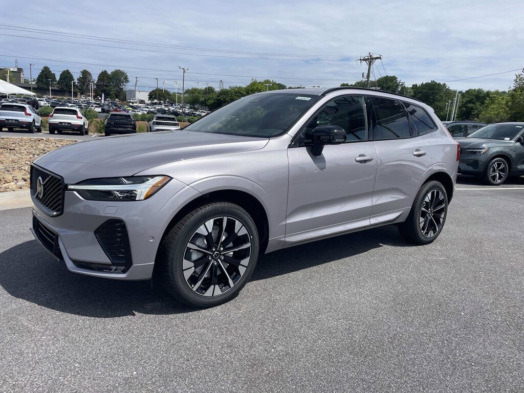 New 2026 Volvo XC60 B5 Plus SUV