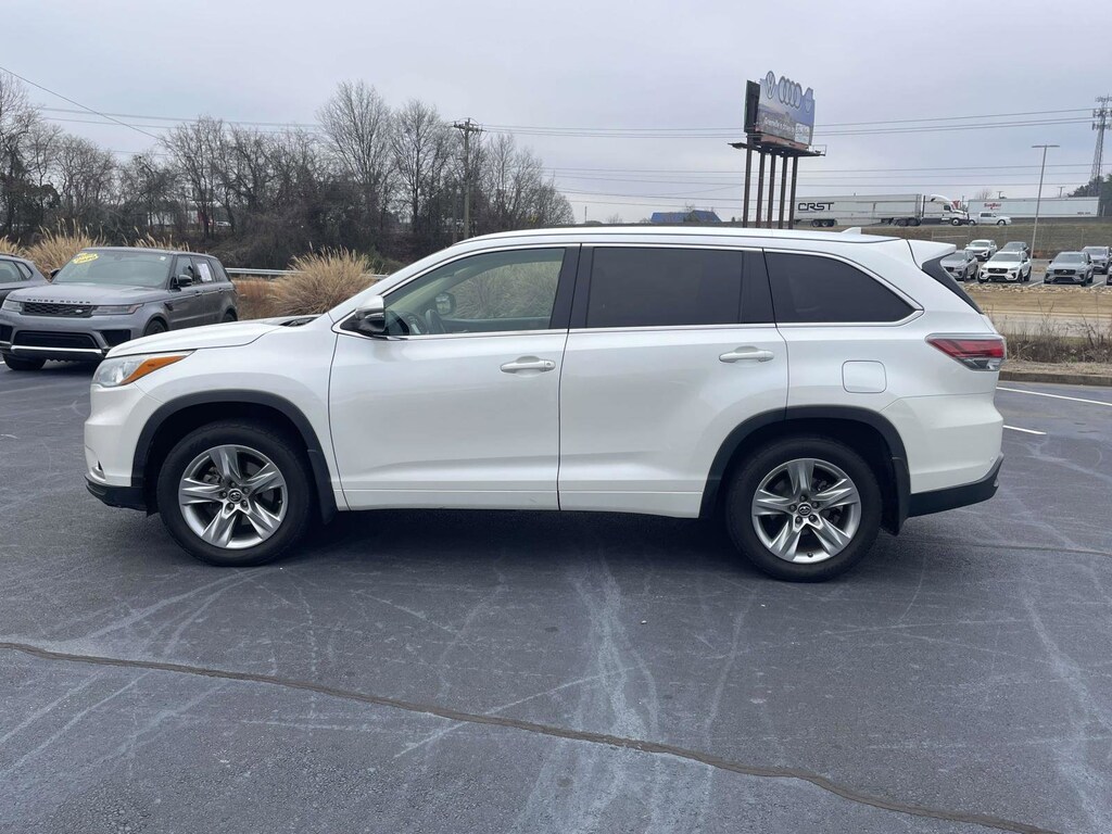Used 2016 Toyota Highlander Limited V6 SUV