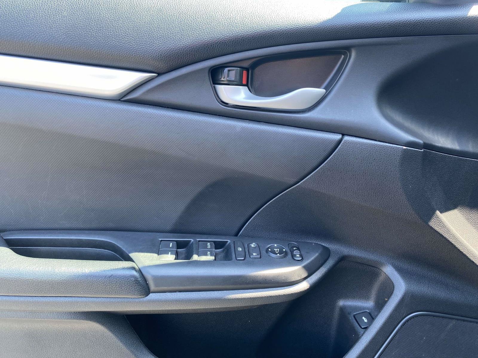 2019 Honda Civic Sport - Photo 16