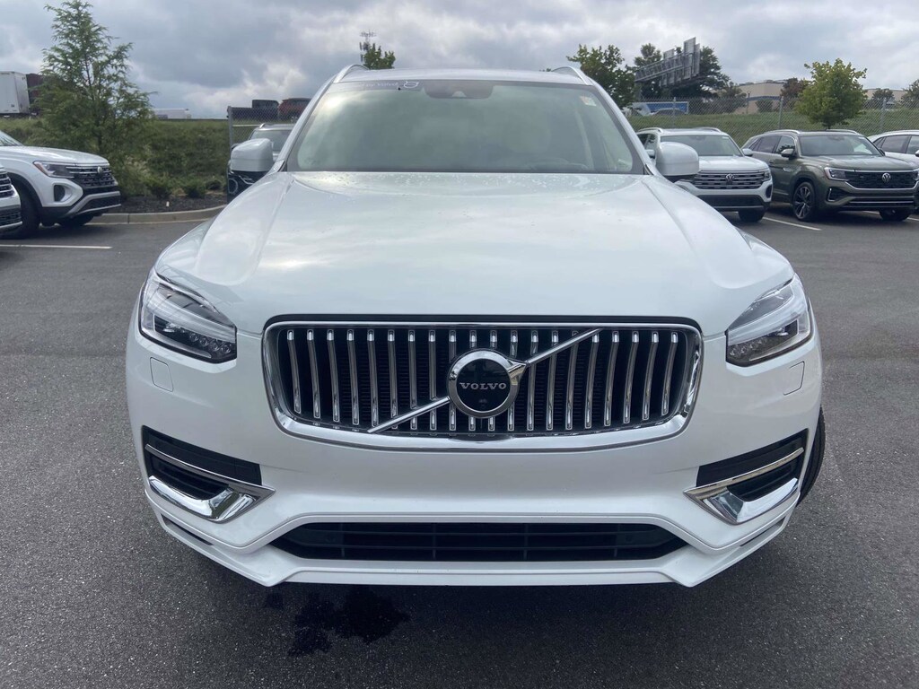 Used 2022 Volvo XC90 Recharge Plug-In Hybrid eAWD Inscription Expression 7 Seater SUV