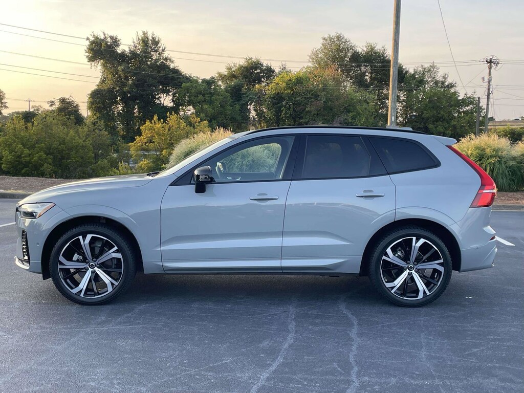 Used 2024 Volvo XC60 B5 Ultimate Dark SUV