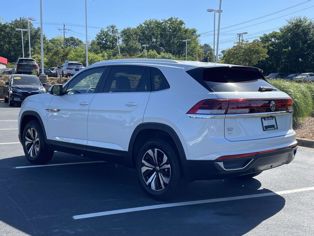 Used 2026 Volkswagen Atlas Cross Sport 2.0T SE SUV