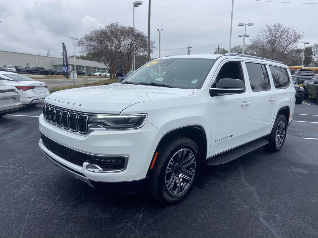 Used 2023 Jeep Wagoneer L Series II SUV