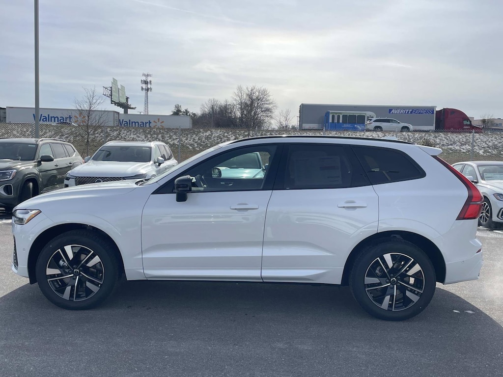 New 2026 Volvo XC60 B5 Plus SUV