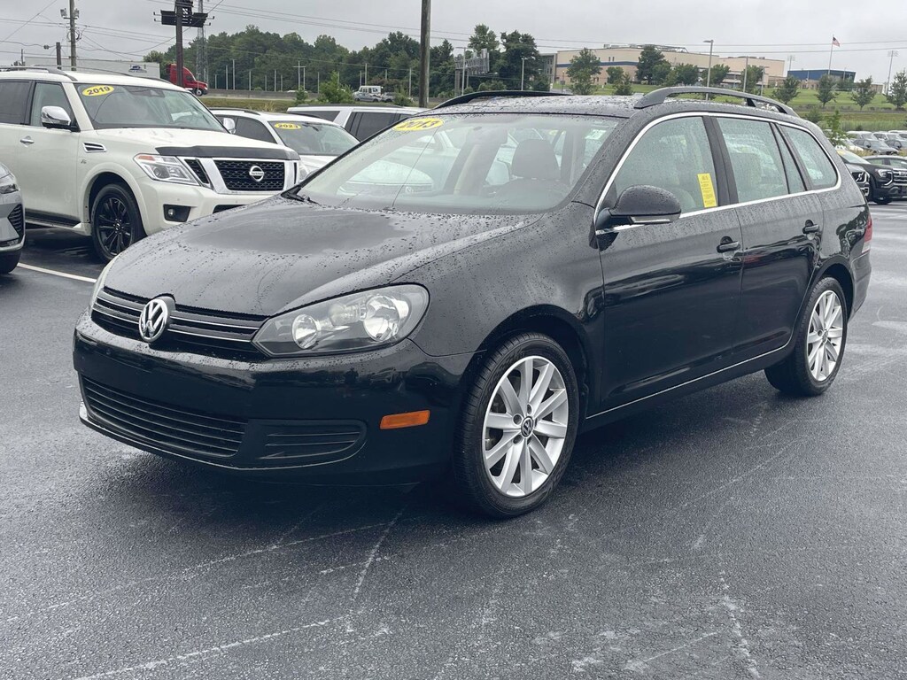 Used 2013 Volkswagen Jetta SportWagen 2.0L TDI w/Sunroof/Navigation Wagon