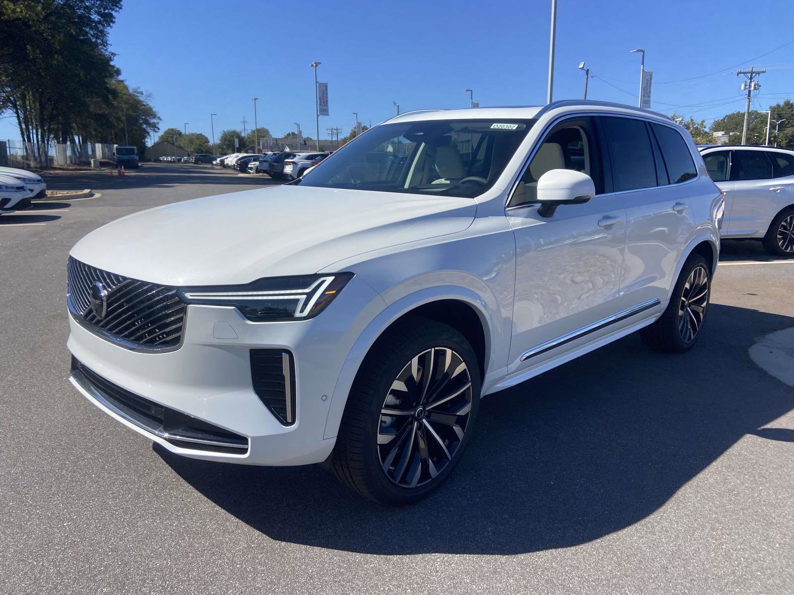 2026 Volvo XC90 Ultra - Photo 3
