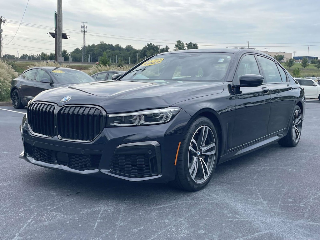 Used 2022 BMW 740i Sedan