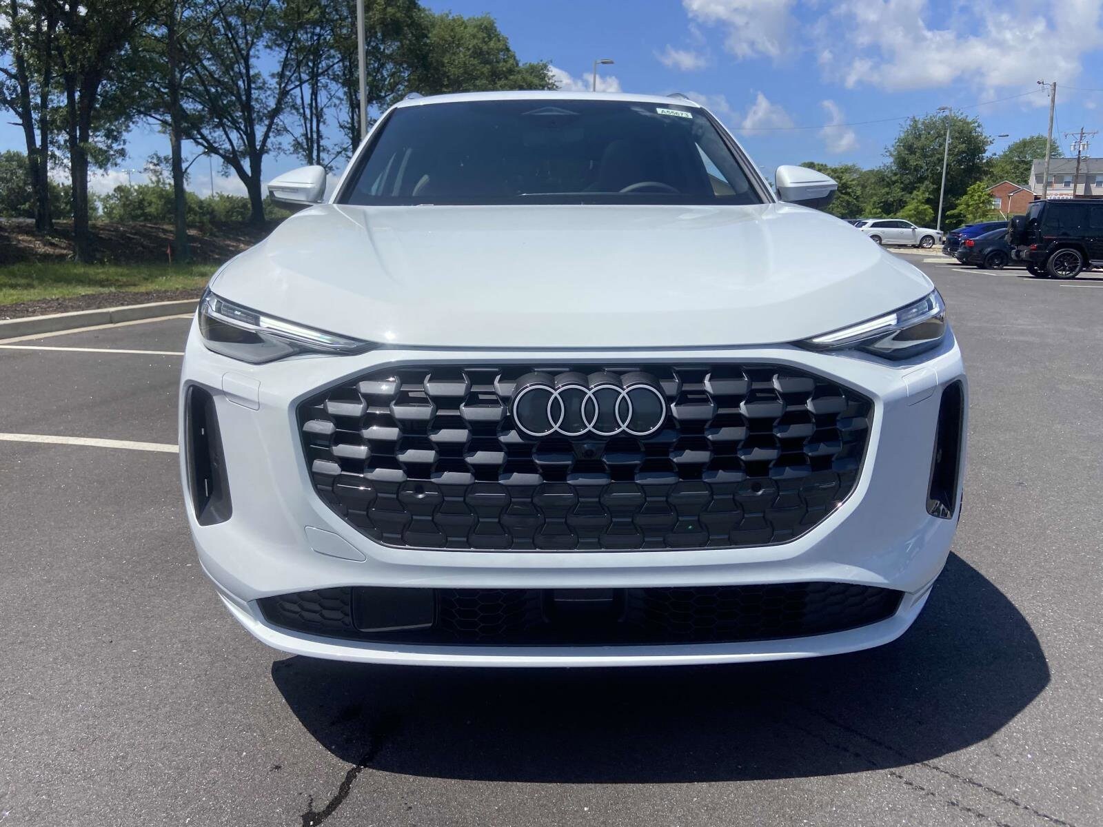 2025 Audi Q5 Premium Plus TFSI photo 2