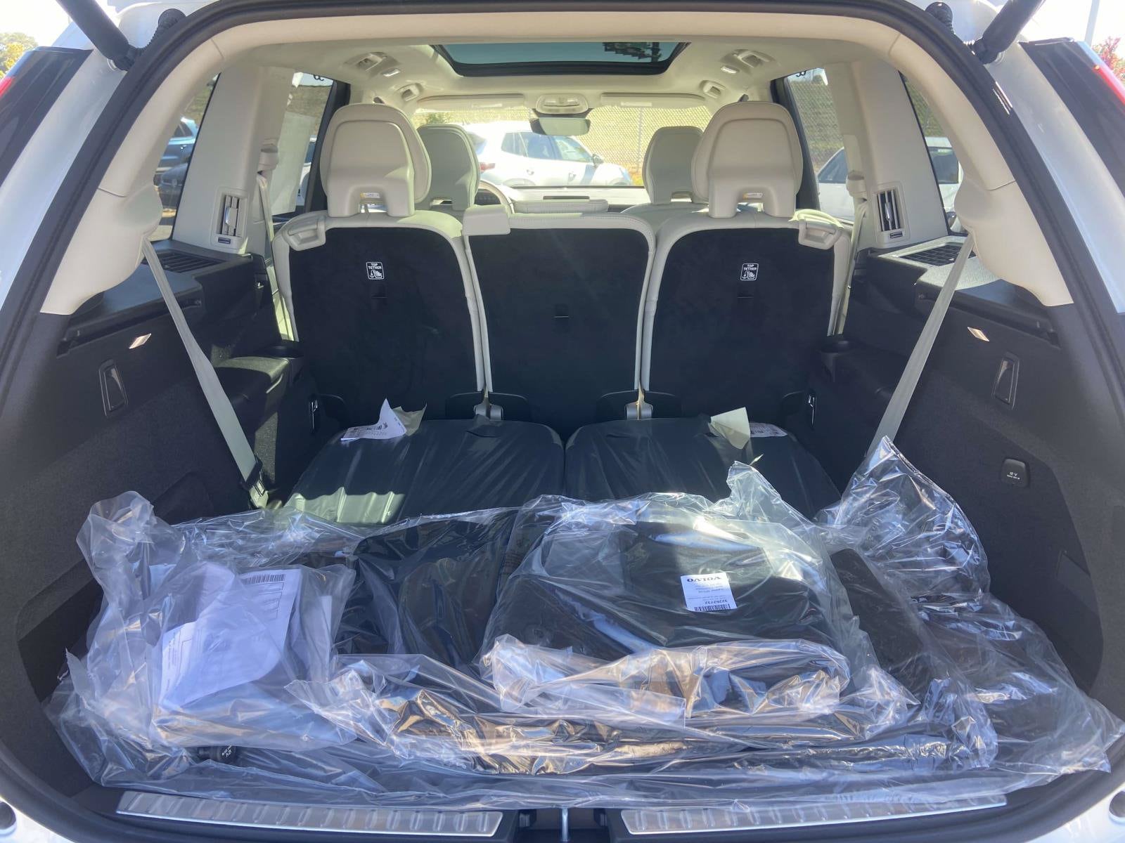 2026 Volvo XC90 Ultra - Photo 12