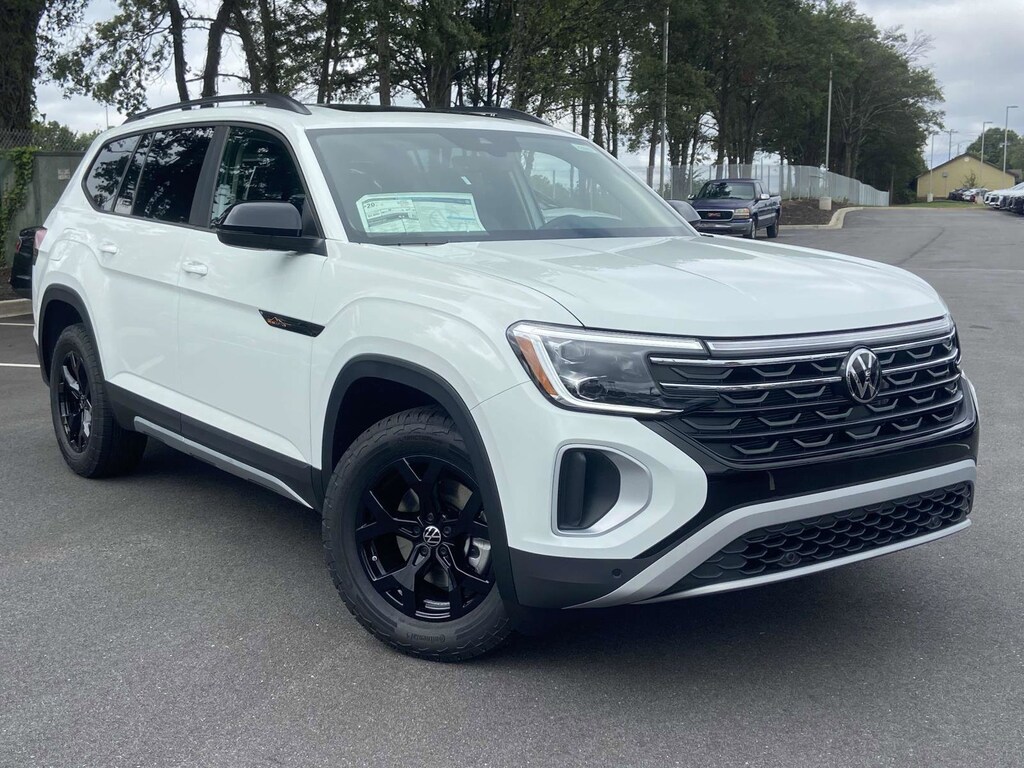 New 2025 Volkswagen Atlas 2.0T Peak Edition 2.0T Peak Edition 4MOTION