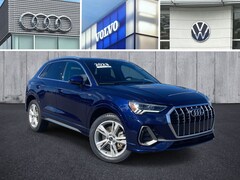 2023 Audi Q3 45 S line Premium SUV