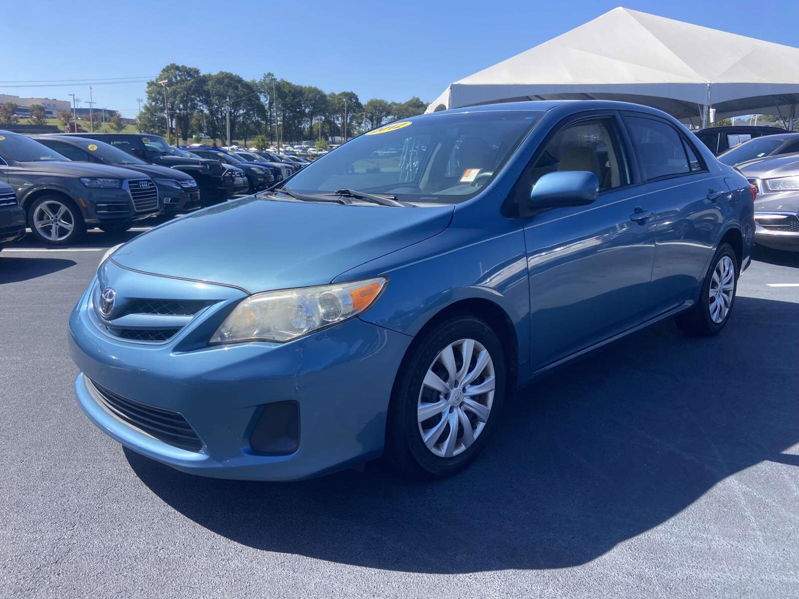 2012 Toyota Corolla LE photo 3
