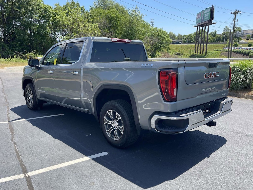 Used 2025 GMC Sierra 1500 SLT Truck Crew Cab