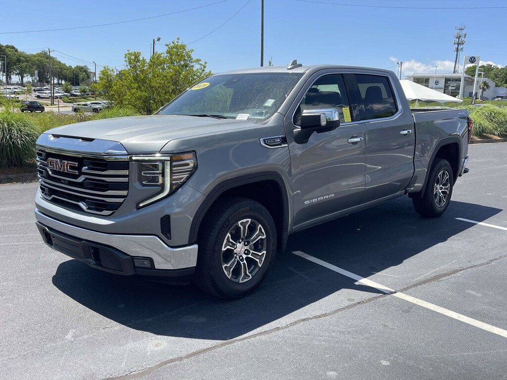 Used 2025 GMC Sierra 1500 SLT Truck Crew Cab